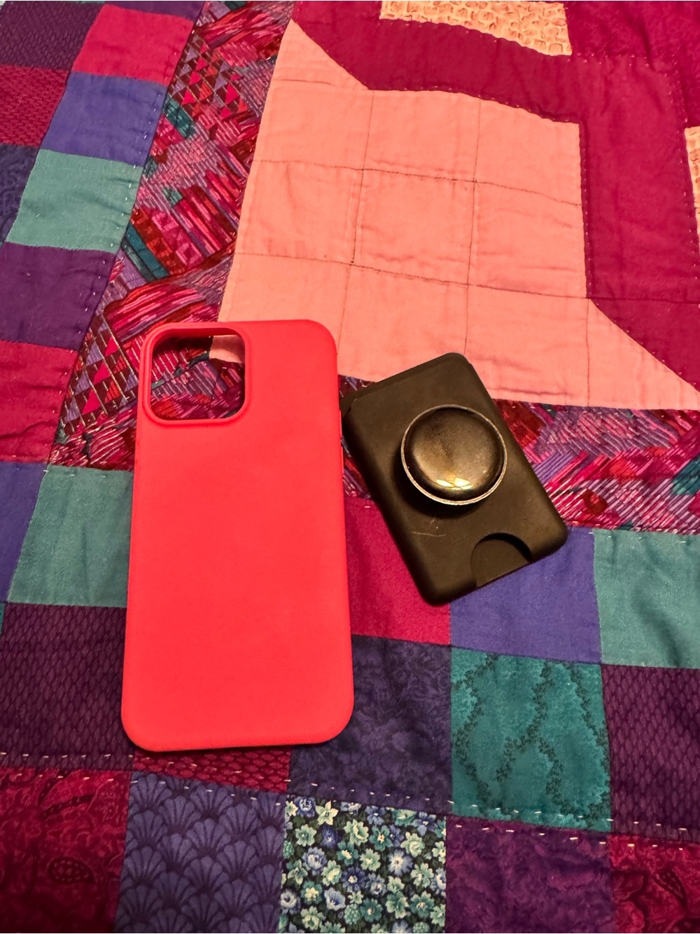 Silicone MagSafe-Compatible Phone Case and Card Wallet - Pink